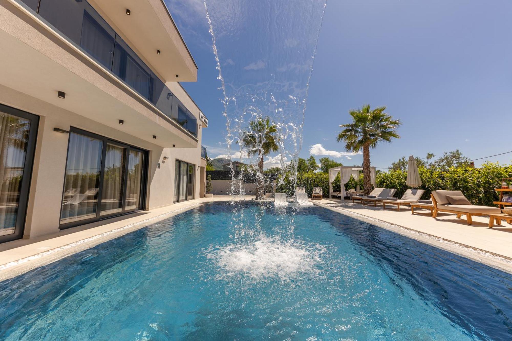 Luxury Villa My Wish With Pool Kaštel Stari 외부 사진