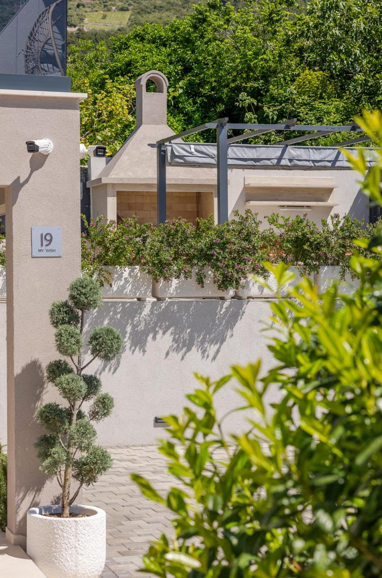 Luxury Villa My Wish With Pool Kaštel Stari 외부 사진