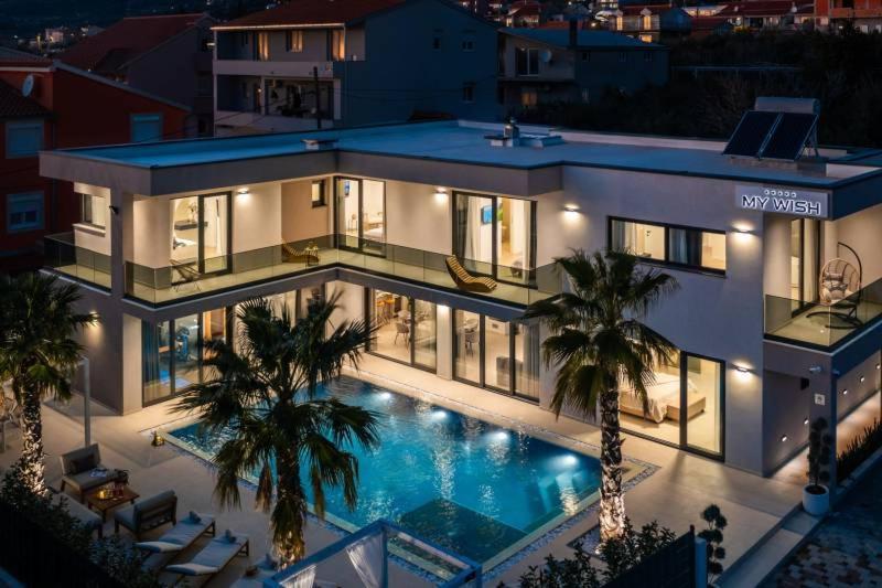 Luxury Villa My Wish With Pool Kaštel Stari 외부 사진